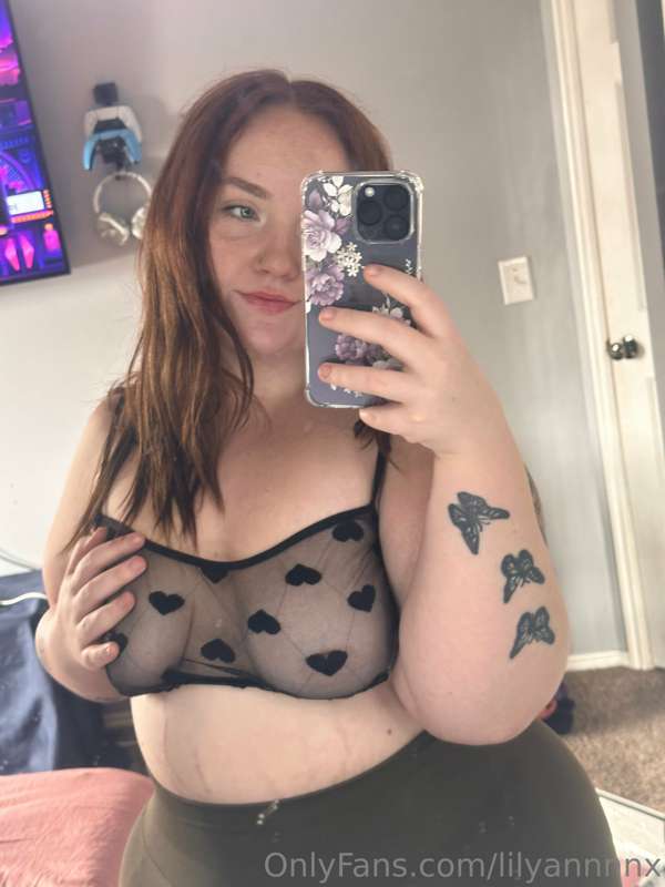 Always wearing a cute bralette underneath😋🖤