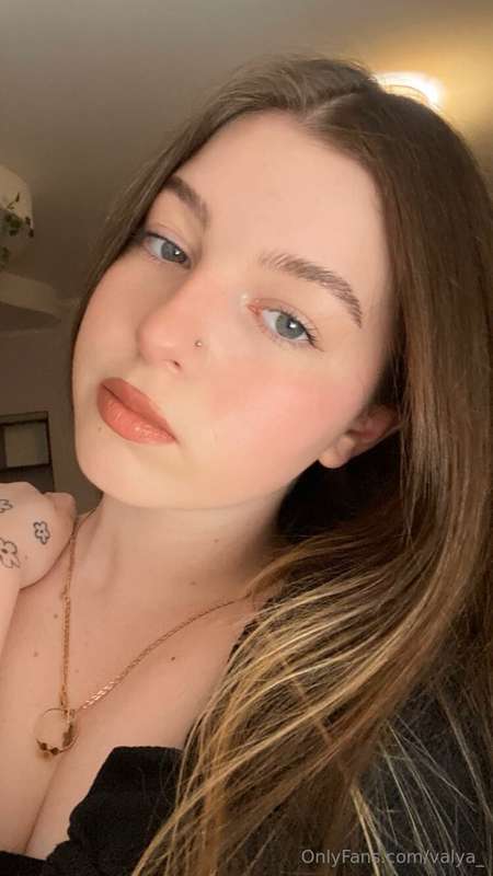 Morning makeup, coffee and avocado toast, and how is your mo..