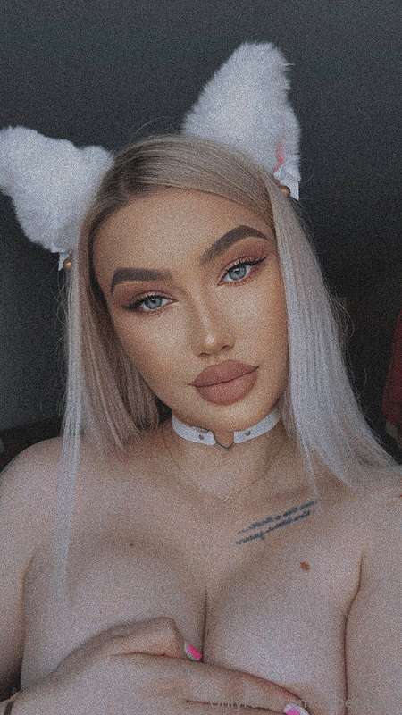Hei , soricei ❤️  https://onlyfans.com/okamibabe @okamibabe
