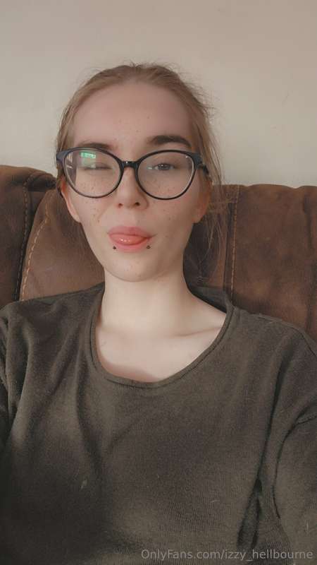 💜Pov I'm Your Girlfriend And Love Sending You Pics!💜