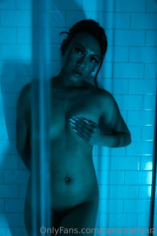 Come here babe…you can help me soap up and get all wet. I’ll..