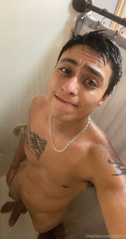 Time to shower before going out 👌🏻
