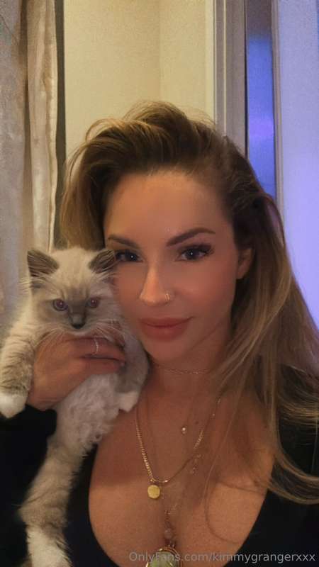 Foto 463 de Kimmy Granger no Tocromo