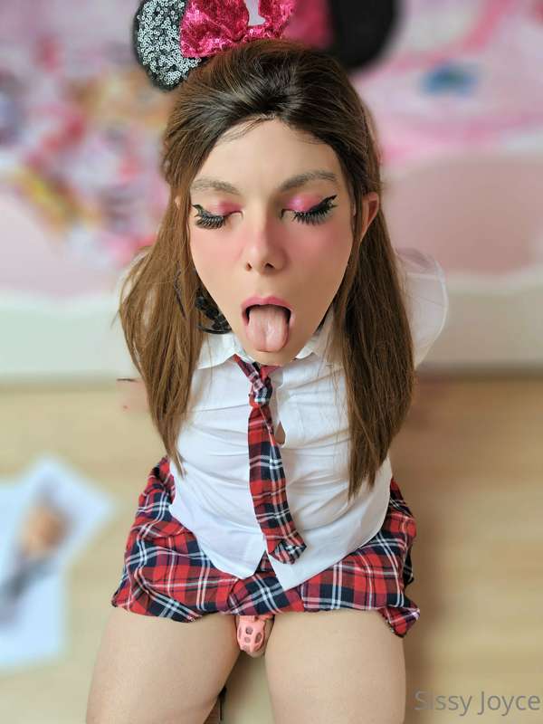 sissyjoyce image #14