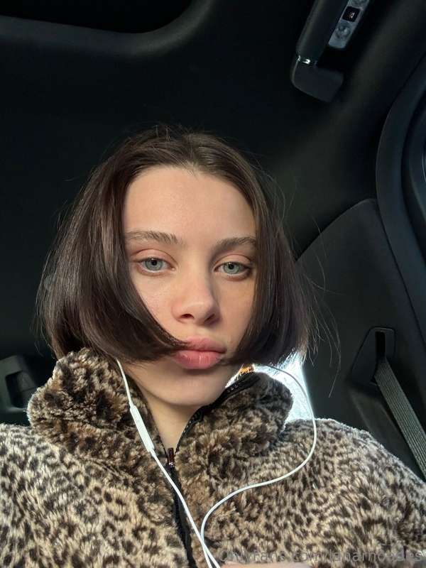 Foto 445 de Lana Rhoades en Tocromo