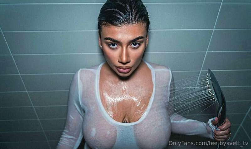 Don’t you love my wet t-shirt hack 😏