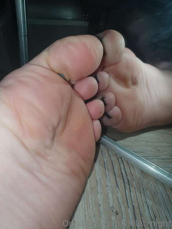 vi0let_night image #2