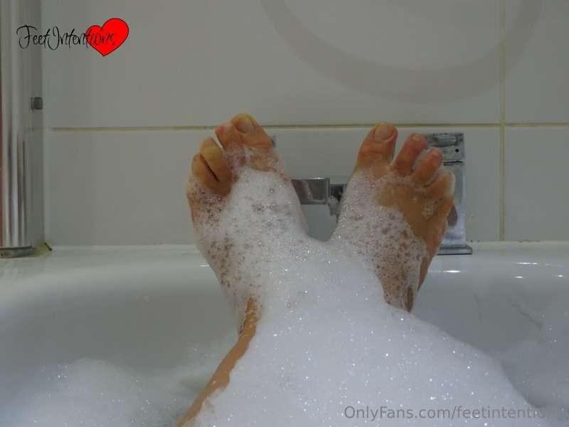 feetintentions