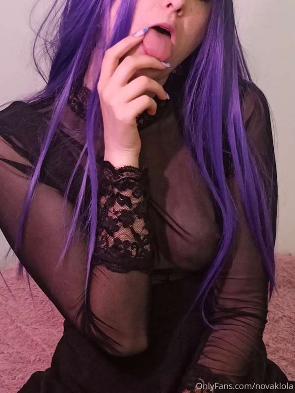 open the photo and see me naked and sexy 🥵🍓