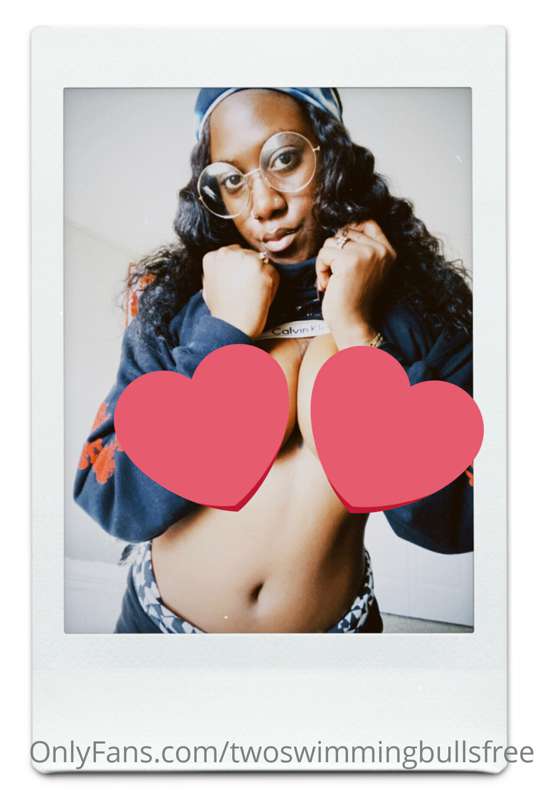 Wanna see my titties? Subscribe to my $5 page at @twoswimmin..