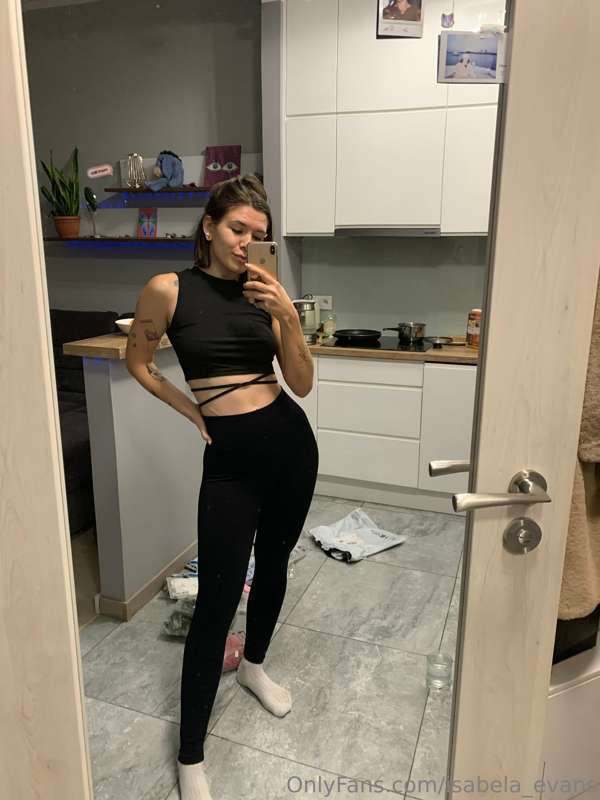 That's how my Friday night went 💃 

How did you like the dan..