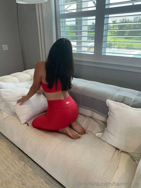 be honest… you’d worship this 🍑