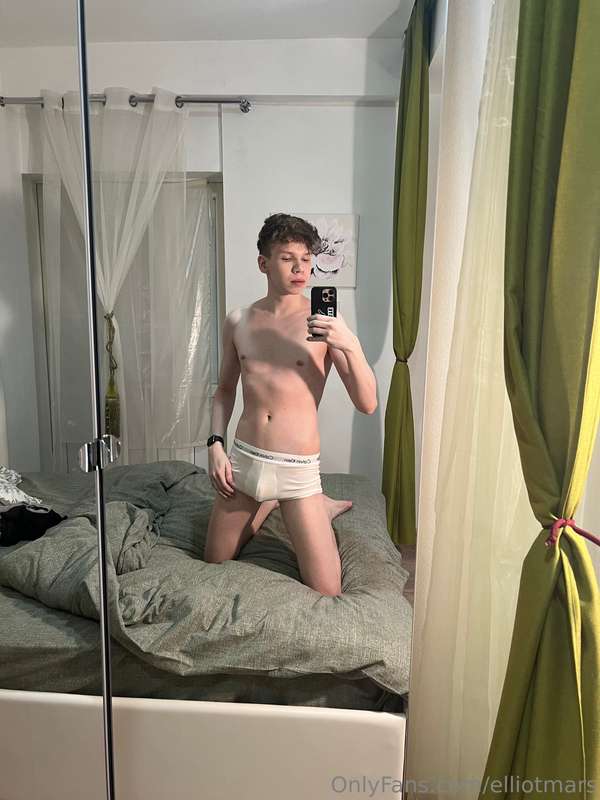 elliotmars