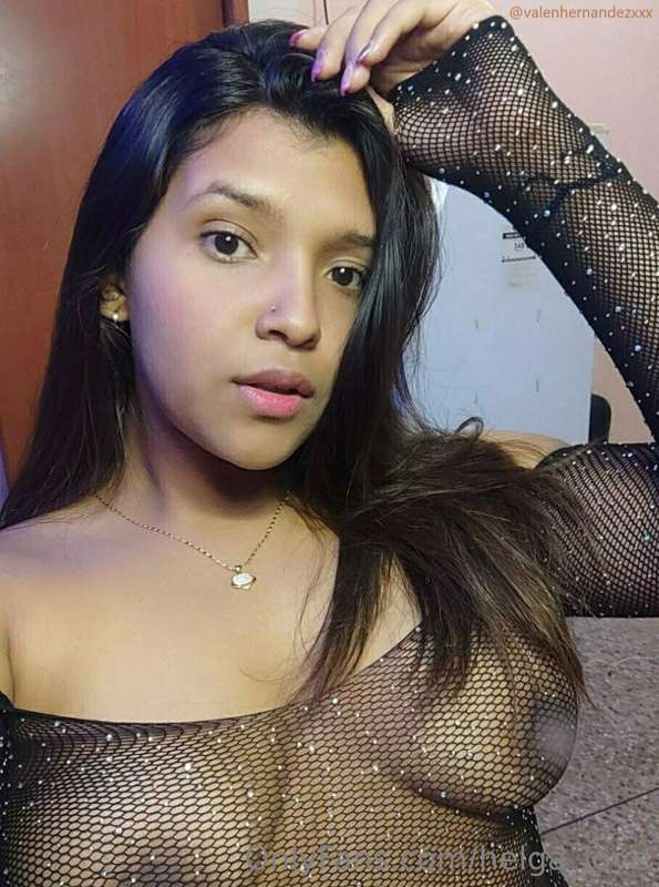 🔥 ****@VALENHERNANDEZXXX**** 🔥
I wanna show you what a bitch..