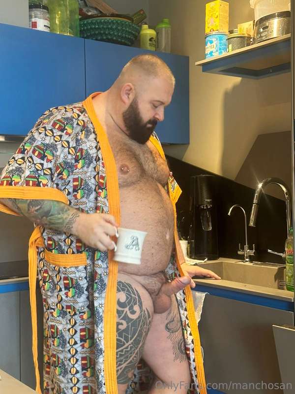 Tea and... Ops!