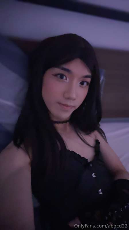 Would you be a good boy worship me and let me dominate you?