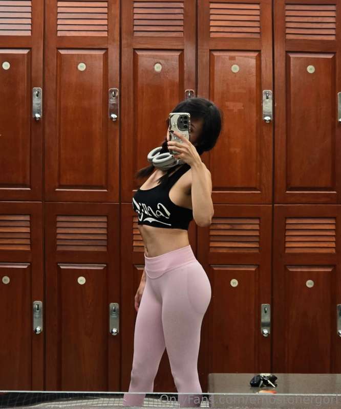 While I train my body, I’m also training you 🖤
