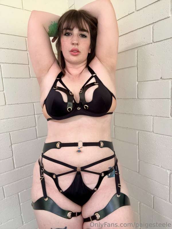 My VIP page is on sale right now AND I'm doing a stream-atho..
