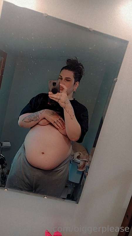 I'm getting so fat... Sometimes I forget how much I weigh un..