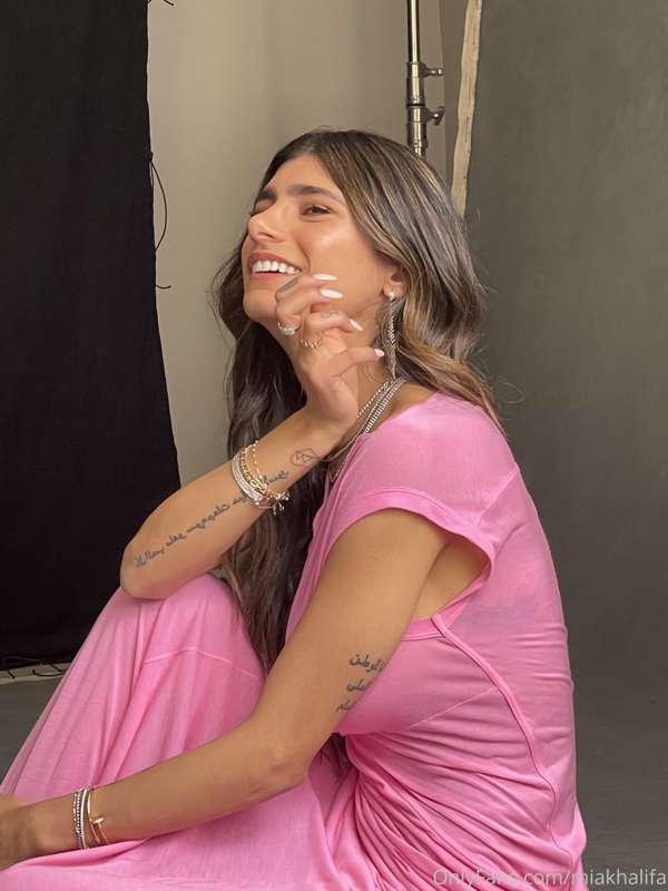 Foto 463 de Mia Khalifa en Tocromo