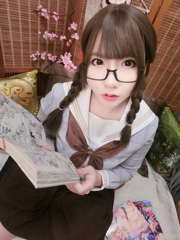 📚 Books allow us to take our minds off everyday life and imm..