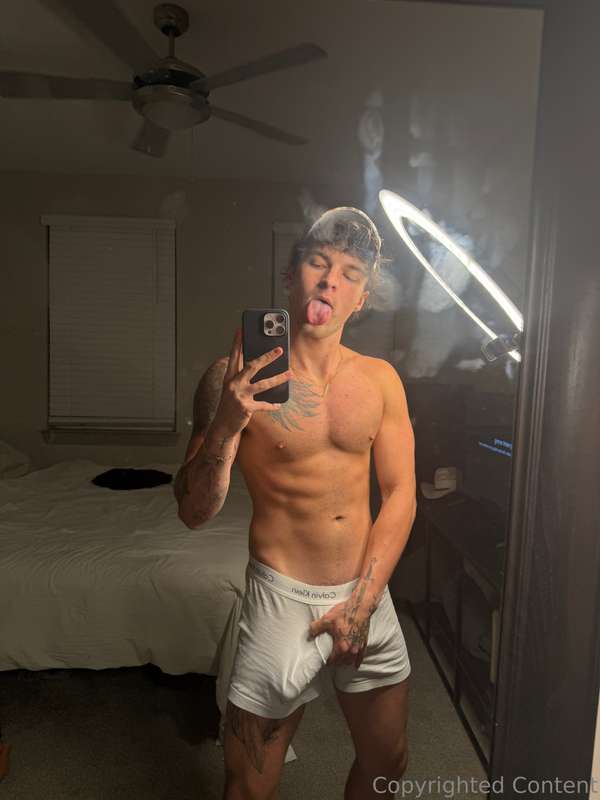 👅