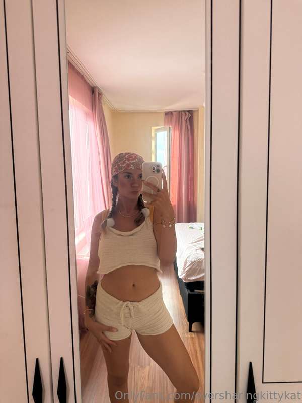 oversharingkittykat