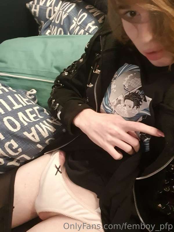 femboy_pfp image #1