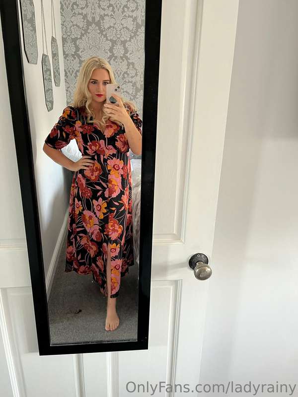 Can’t decide…. Head band or no head band? X