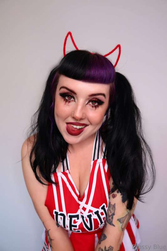 blossybluex image #5