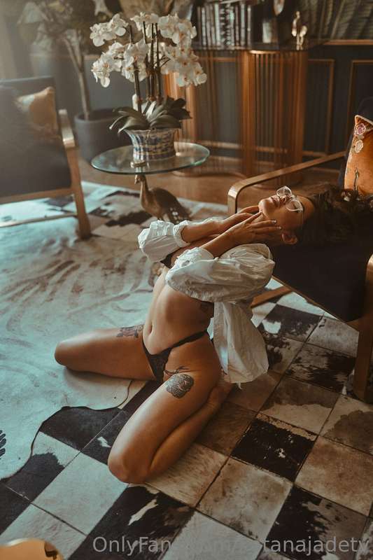 I got new glasses 🤓 I hope you like this set. I’m going to b..