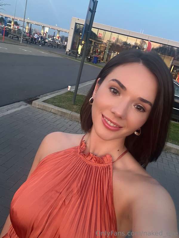 naked_eve