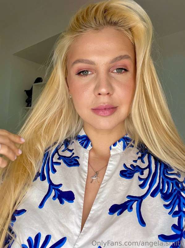 angelaassmith
