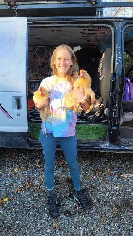 What can I say… the Ladies LOVE ME 🥰🤷🏼‍♀️ 🐓🐓😅
