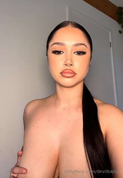 What if I leave my lipstick on your tip? 🤭