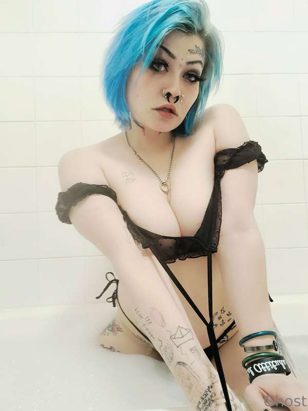 urghostgurl666 image #3