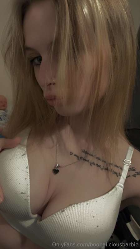 boobaliciousbarbie