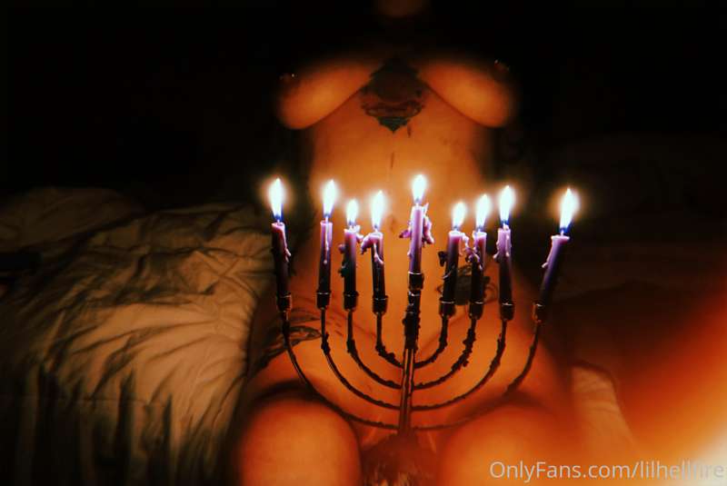 Happy 8th night of Hanukkah 😌