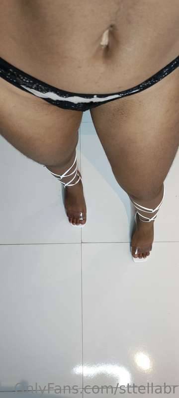 Only for those in love with my little feet 👣