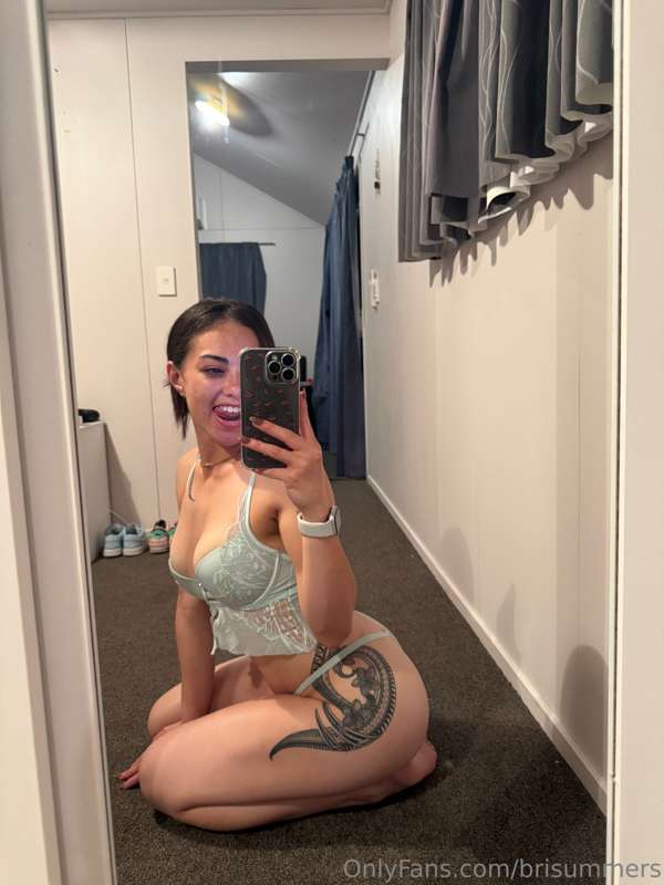 just your lil maori slut being a good girl and getting on he..