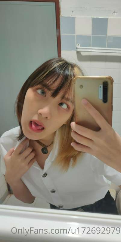 😜😜