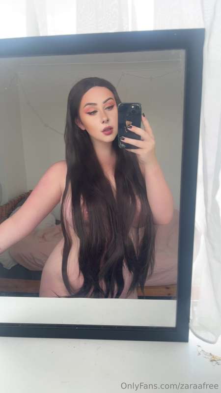 🧜🏼‍♀️🌊🐚🍈 