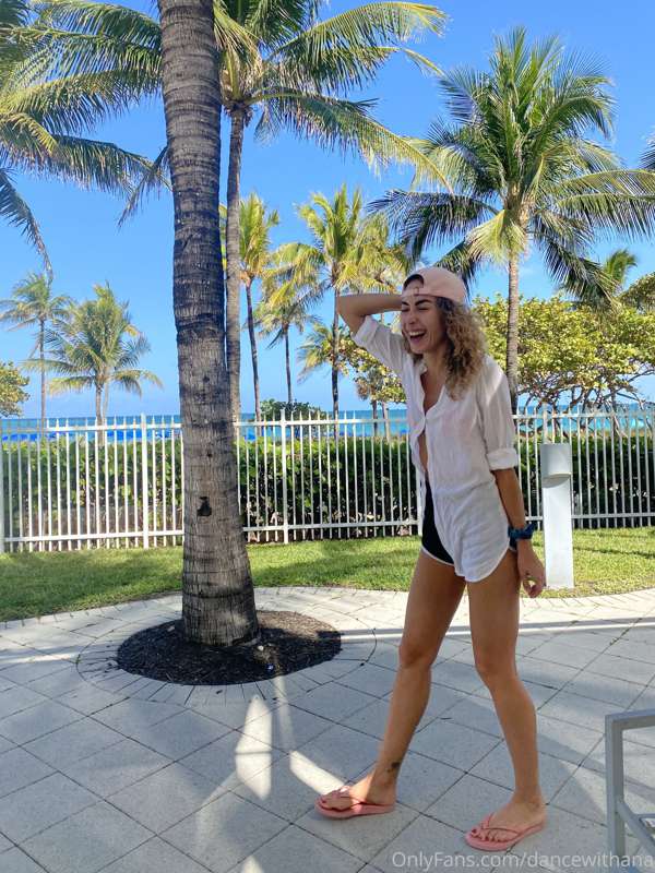 FRIENDS! Good morning🙌🏼🥳🥳Smile more today!!!