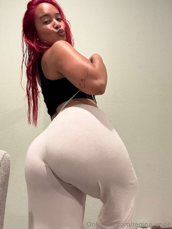 Tip $25 for surprise in your DMs 