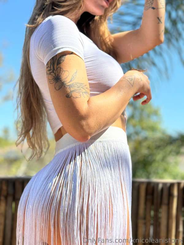 Foto 621 von Nicole Aniston auf Tocromo