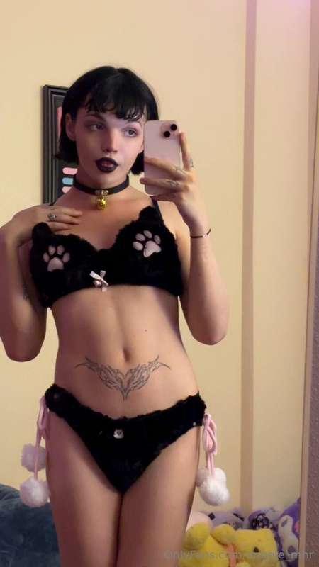 Do you have any idea of what's running on my mind rn?😈