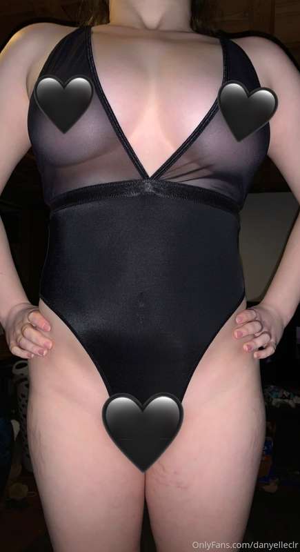 Who wants to see the unedited version?😘