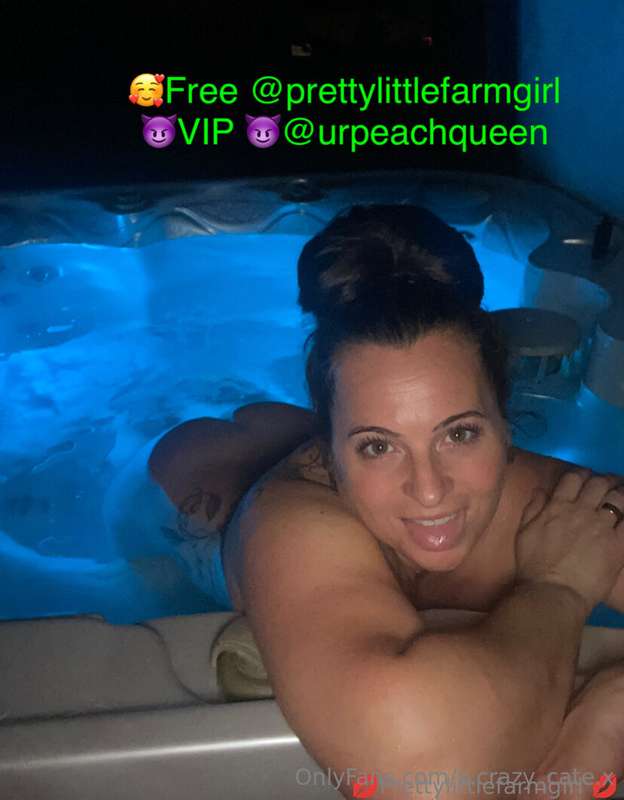 AD⚠️🇨🇦Check out this Canadian Slut 🇨🇦⚠️💥50%off her VIP atm 💥..