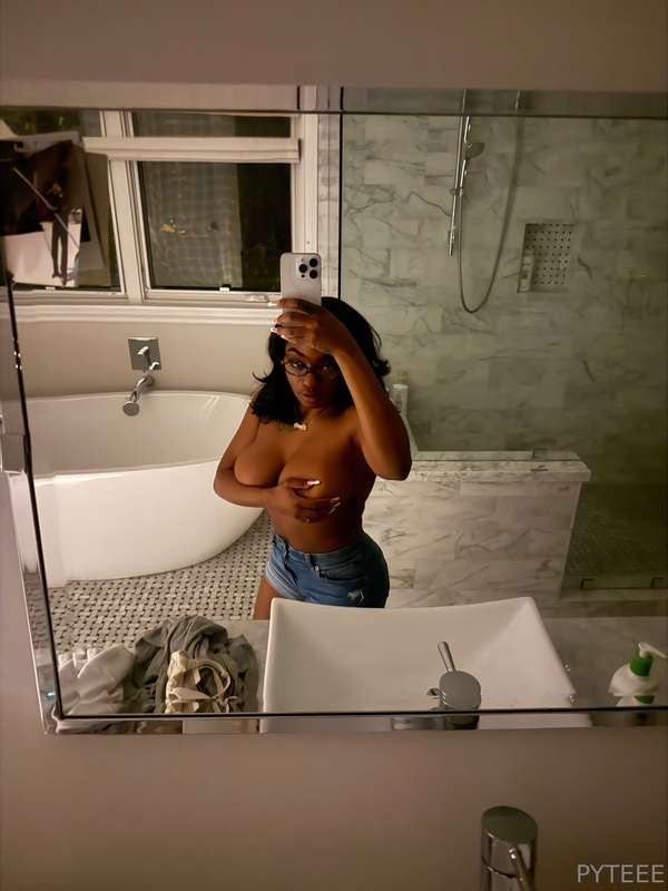 Waistless
