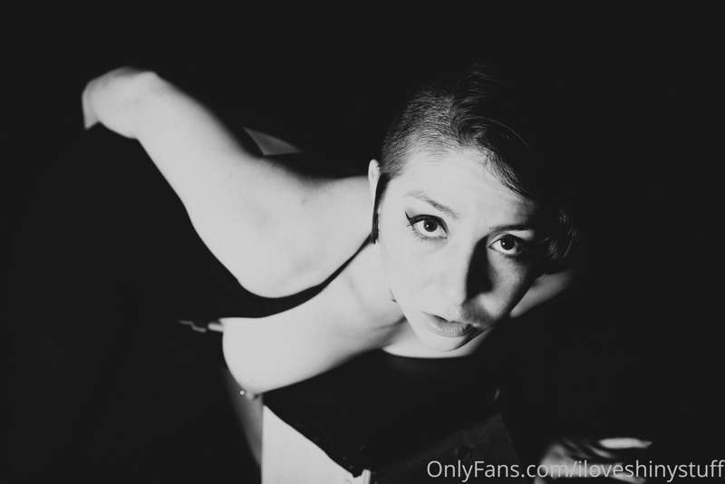 iloveshinystuff image #1